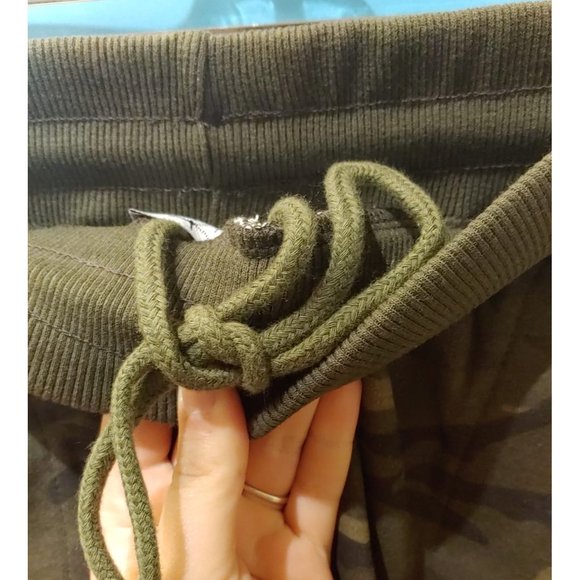 CM Fashion UNİSEX shorts with pockets elastic waist with drawstring - Picture 4 of 5